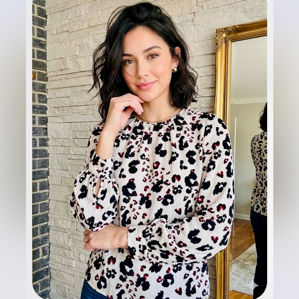 Northern Reflections Black and White Leopard Print Blouse